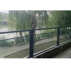 玻璃景观防洪墙