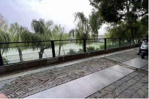 玻璃景观防洪墙